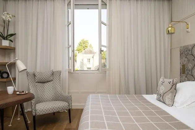 Superior Tek Büyük veya İki Ayrı Yataklı Oda