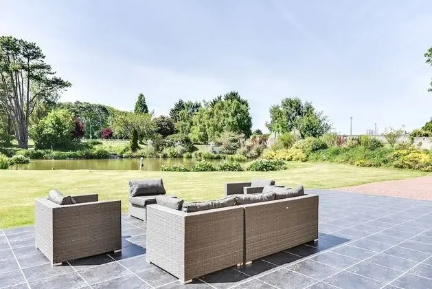 Grand Apart Daire, 2 Yatak Odası, Teras, Göl Manzaralı