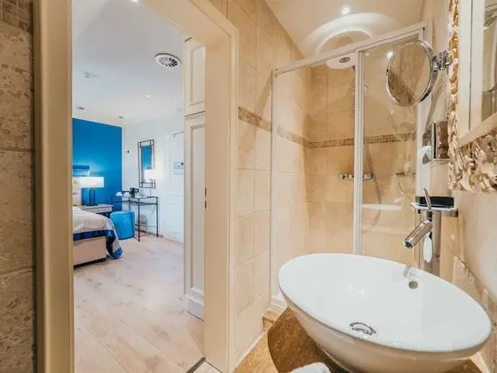 Tek Büyük Yataklı Oda (Castle)