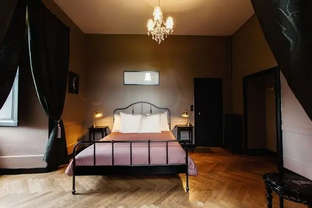 Standard Tek Büyük Yataklı Oda