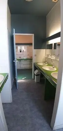 Üç Kişilik Oda (Les Chevreuils)