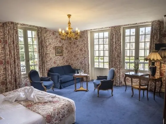 Tek Büyük veya İki Ayrı Yataklı Oda