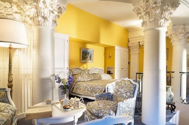 Tek Büyük veya İki Ayrı Yataklı Oda