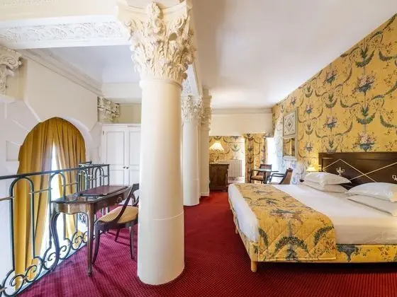 Tek Büyük veya İki Ayrı Yataklı Oda