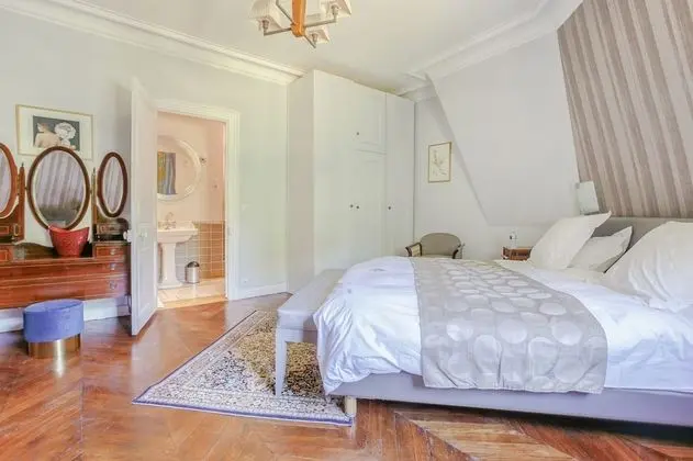 Luxury Tek Büyük Yataklı Oda (Les Andelys)
