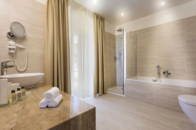 Deluxe Tek Büyük Yataklı Oda, Park Manzaralı
