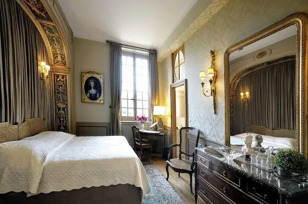 Luxury Oda (in the Caslte)