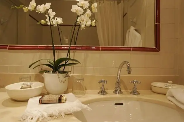 Luxury Oda (in the Caslte)