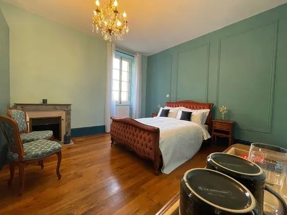 Standard Tek Büyük Yataklı Oda