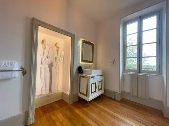 Standard Tek Büyük Yataklı Oda, Bahçe Manzaralı