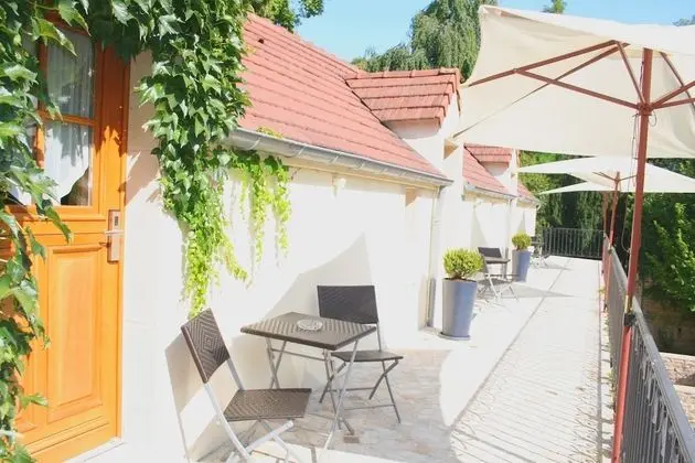 Comfort Tek Büyük Yataklı Oda, Teras, Ek Bina
