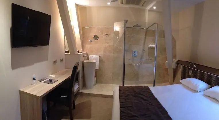 Standard Tek Büyük Yataklı Oda, 1 Çift Kişilik Yatak (2nd Floor)