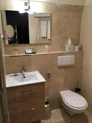 Standard Tek Büyük Yataklı Oda, 1 Çift Kişilik Yatak (2nd Floor)
