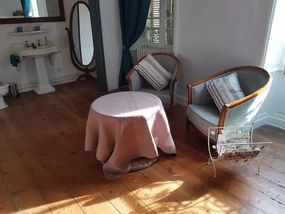Comfort Tek Büyük Yataklı Oda