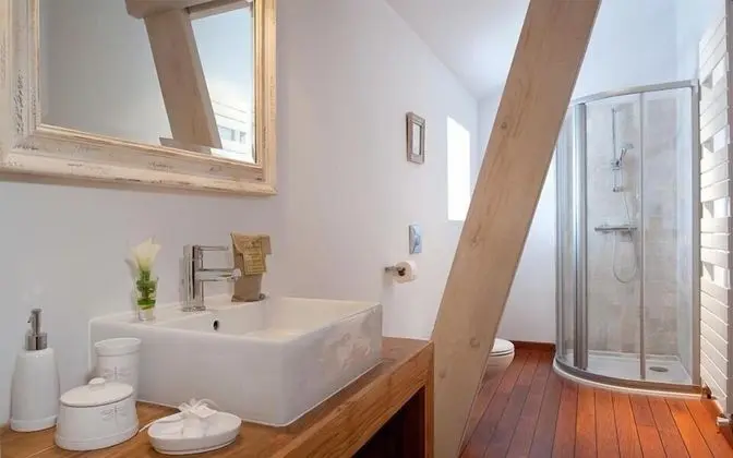 Tek Büyük Yataklı Oda