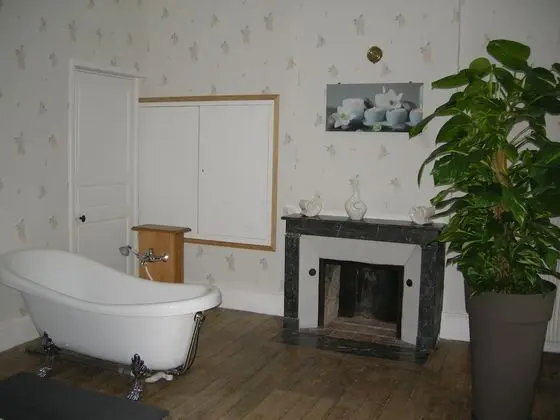 Basic Oda (Chatelaine)