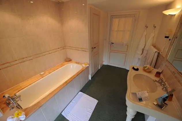 Superior Tek Büyük Yataklı Oda