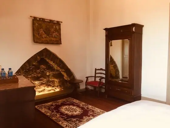 Deluxe Tek Büyük Yataklı Oda, Dağ Manzaralı (Red)