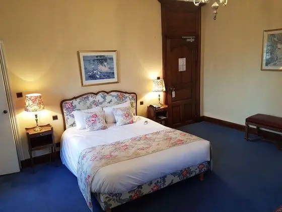 Superior Tek Büyük veya İki Ayrı Yataklı Oda