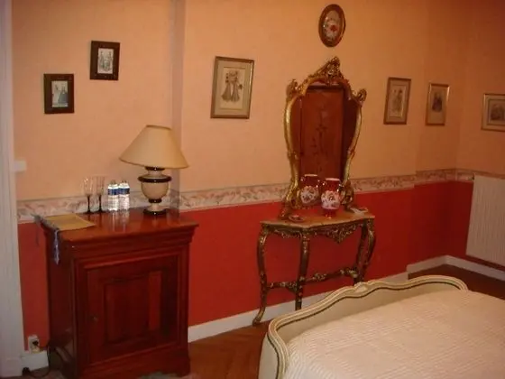 Deluxe Tek Büyük Yataklı Oda (Pompadour)