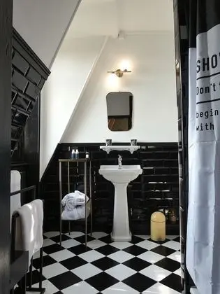 Comfort Oda, Park Manzaralı (Chambre Hennezel)
