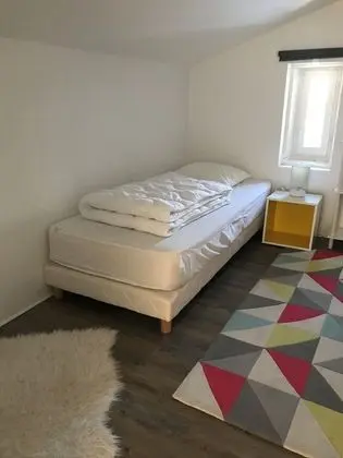 Tek Büyük Yataklı Oda (Jaune)