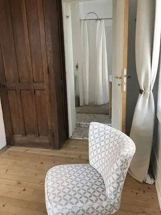 Tek Büyük Yataklı Oda (Jaune)