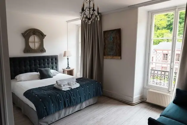 Deluxe Üç Kişilik Oda