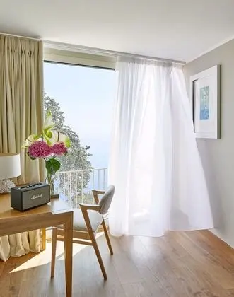 Deluxe Tek Büyük Yataklı Oda, Deniz Manzaralı