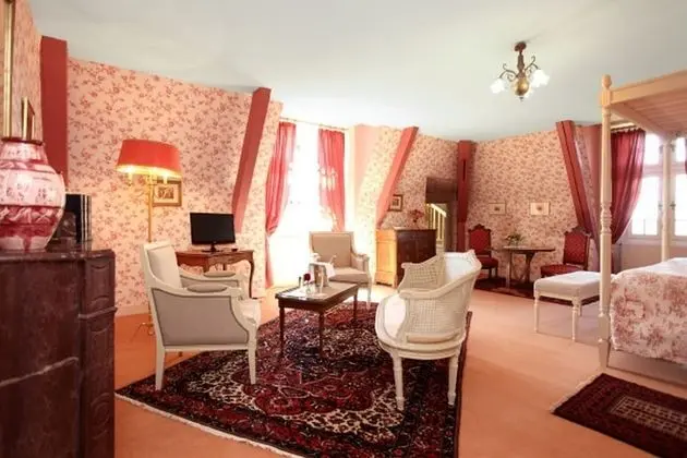 Superior Tek Büyük Yataklı Oda (Charm)