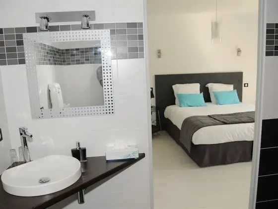 Comfort Tek Büyük veya İki Ayrı Yataklı Oda, Özel Banyo