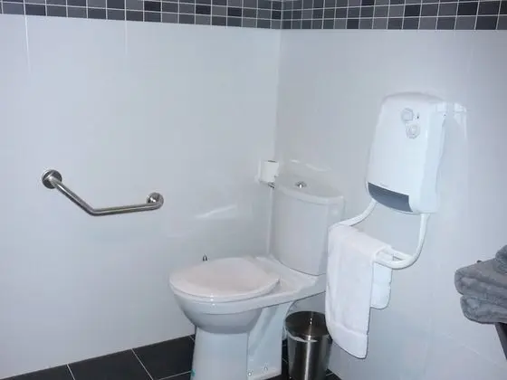 Comfort Tek Büyük veya İki Ayrı Yataklı Oda, Özel Banyo