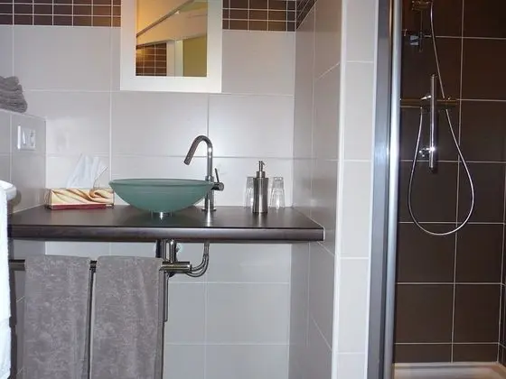 Üç Kişilik Oda, Özel Banyo