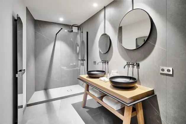 Classic Tek Büyük Yataklı Oda