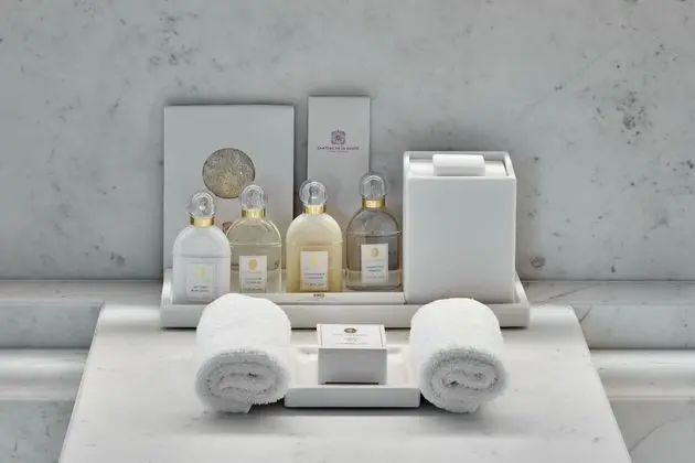 Classic Tek Büyük Yataklı Oda