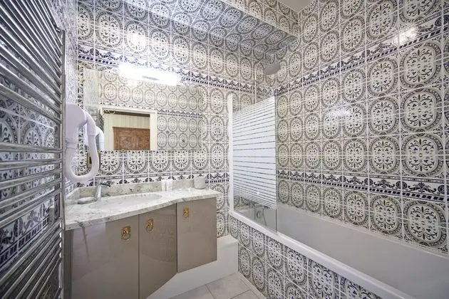 Standard Oda, Birden Çok Yatak, Bahçe Manzaralı