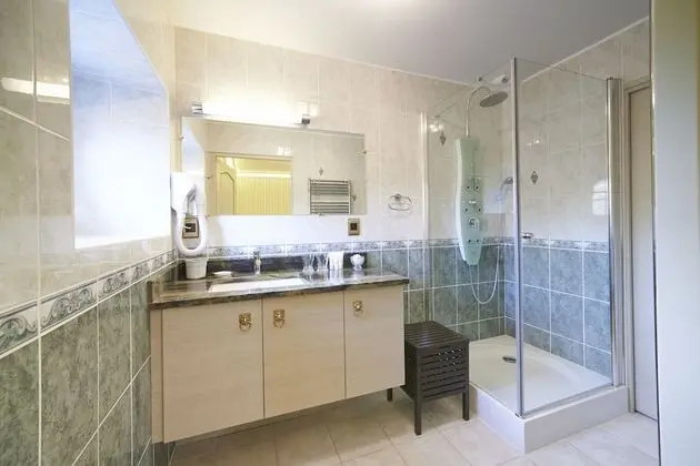 Standard Oda, Birden Çok Yatak, Bahçe Manzaralı