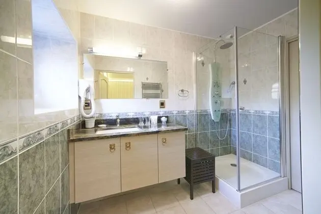 Superior Oda, 1 Büyük (Queen) Boy Yatak