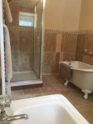 Deluxe Tek Büyük Yataklı Oda (Brocéliande)