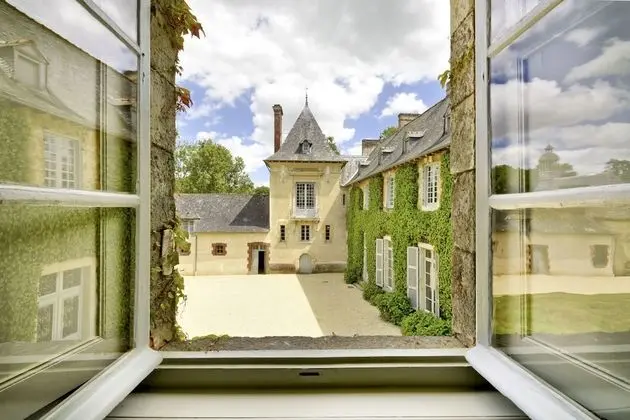 Oda (La Gouvernante)