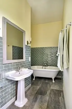 Oda (La Gouvernante)