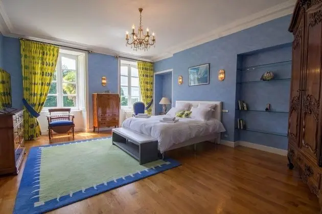 Deluxe Tek Büyük Yataklı Oda (Turner)