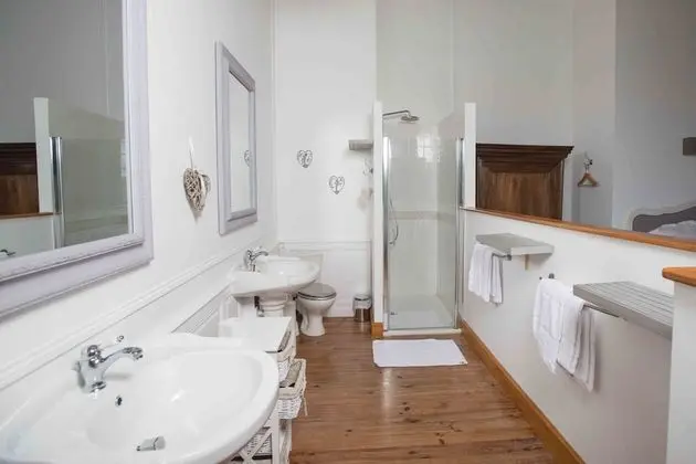 Superior Tek Büyük Yataklı Oda, 1 En Büyük (King) Boy Yatak, Özel Banyo, Havuz Manzaralı