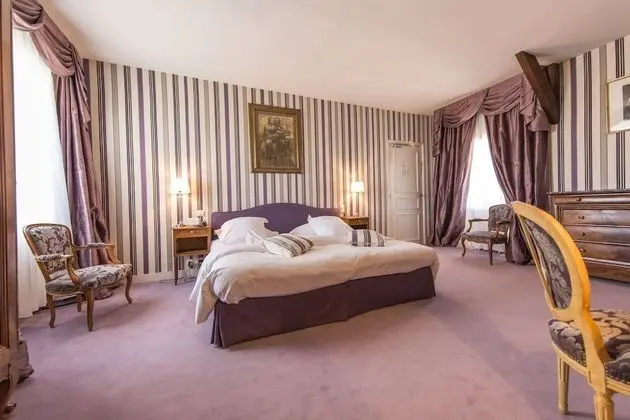 Tek Büyük Yataklı Oda (Lounge room Castle or West Wing)