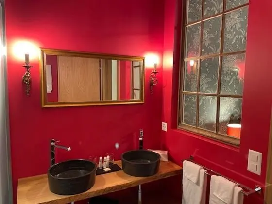 Premium Tek Büyük Yataklı Oda