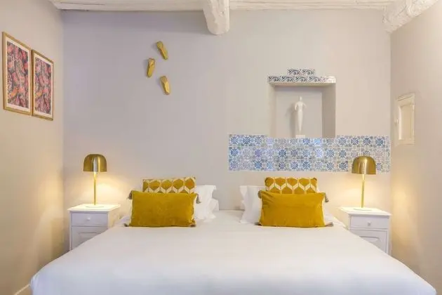 Comfort Oda, 1 En Büyük (King) Boy Yatak, Sigara İçilmez, Ek Bina (Twin bed on request)