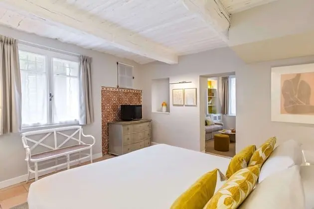 Comfort Oda, 1 En Büyük (King) Boy Yatak, Sigara İçilmez, Ek Bina (Twin bed on request)