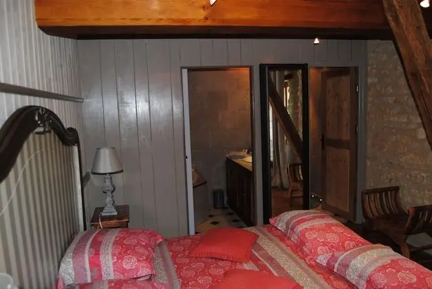 Comfort Tek Büyük Yataklı Oda, 1 Yatak Odası, Küvet, Bahçeli