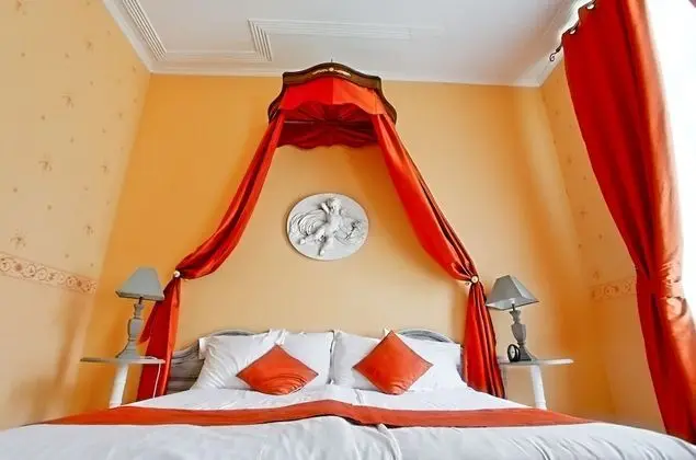 Deluxe Tek Büyük veya İki Ayrı Yataklı Oda