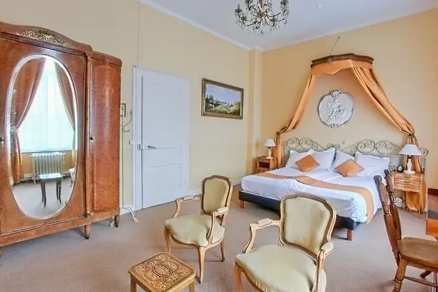 Deluxe Tek Büyük veya İki Ayrı Yataklı Oda